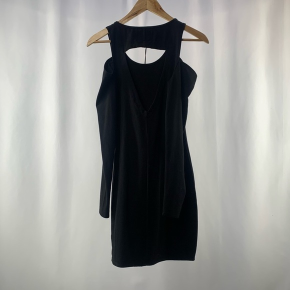 NWT Chaser Cold Shoulder Bodycon Dress in Black‎ Size Medium - Picture 5 of 7